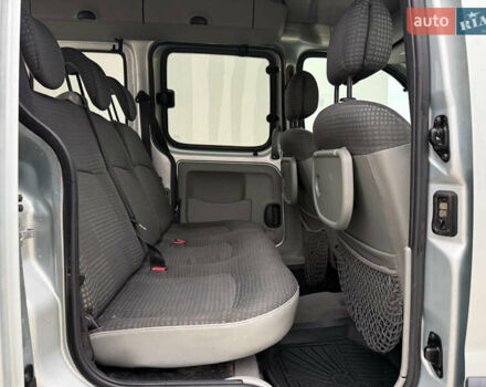 Серый Рено Кенгу, объемом двигателя 1.6 л и пробегом 224 тыс. км за 6300 $, фото 25 на Automoto.ua