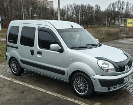 Серый Рено Кенгу, объемом двигателя 1.4 л и пробегом 312 тыс. км за 4700 $, фото 3 на Automoto.ua