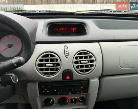 Серый Рено Кенгу, объемом двигателя 1.6 л и пробегом 224 тыс. км за 6300 $, фото 16 на Automoto.ua