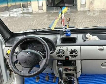 Серый Рено Кенгу, объемом двигателя 1.4 л и пробегом 312 тыс. км за 4700 $, фото 8 на Automoto.ua