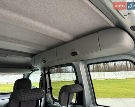 Серый Рено Кенгу, объемом двигателя 1.6 л и пробегом 224 тыс. км за 6300 $, фото 31 на Automoto.ua