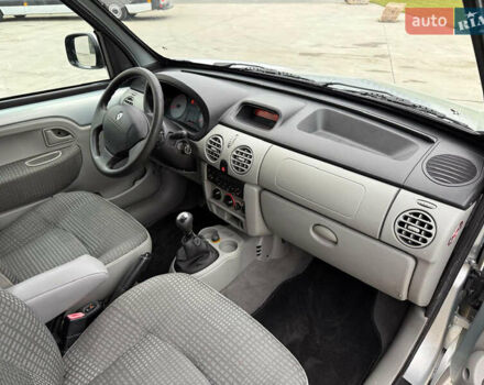 Серый Рено Кенгу, объемом двигателя 1.6 л и пробегом 224 тыс. км за 6300 $, фото 14 на Automoto.ua