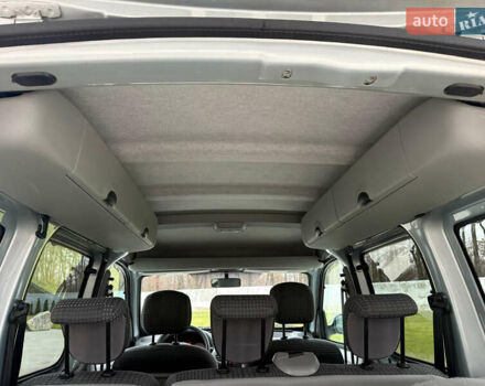 Серый Рено Кенгу, объемом двигателя 1.6 л и пробегом 224 тыс. км за 6300 $, фото 26 на Automoto.ua