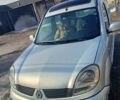 Серый Рено Кенгу, объемом двигателя 1.5 л и пробегом 308 тыс. км за 5000 $, фото 1 на Automoto.ua