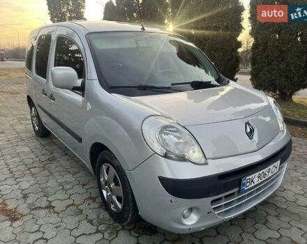 Серый Рено Кенгу, объемом двигателя 1.46 л и пробегом 245 тыс. км за 6250 $, фото 3 на Automoto.ua