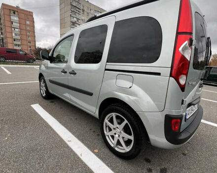 Серый Рено Кенгу, объемом двигателя 1.6 л и пробегом 172 тыс. км за 7300 $, фото 3 на Automoto.ua