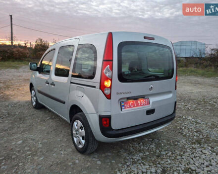 Серый Рено Кенгу, объемом двигателя 1.5 л и пробегом 237 тыс. км за 7350 $, фото 6 на Automoto.ua