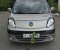 Серый Рено Кенгу, объемом двигателя 0 л и пробегом 270 тыс. км за 5902 $, фото 1 на Automoto.ua