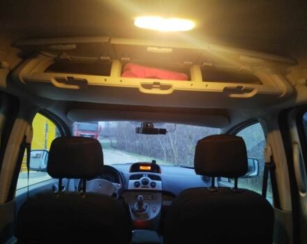 Серый Рено Кенгу, объемом двигателя 1.6 л и пробегом 170 тыс. км за 5888 $, фото 9 на Automoto.ua