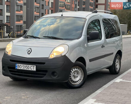 Сірий Рено Кєнгу, об'ємом двигуна 1.5 л та пробігом 242 тис. км за 5499 $, фото 1 на Automoto.ua