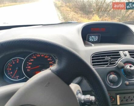 Серый Рено Кенгу, объемом двигателя 1.46 л и пробегом 260 тыс. км за 7300 $, фото 10 на Automoto.ua