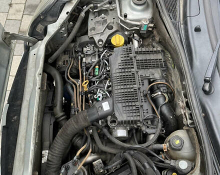 Серый Рено Кенгу, объемом двигателя 1.5 л и пробегом 290 тыс. км за 5400 $, фото 14 на Automoto.ua