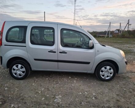 Серый Рено Кенгу, объемом двигателя 1.5 л и пробегом 237 тыс. км за 7350 $, фото 3 на Automoto.ua