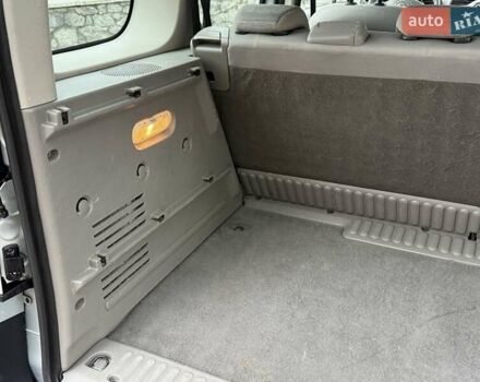 Сірий Рено Кєнгу, об'ємом двигуна 1.6 л та пробігом 168 тис. км за 7450 $, фото 25 на Automoto.ua