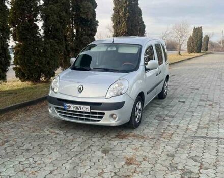 Серый Рено Кенгу, объемом двигателя 1.46 л и пробегом 245 тыс. км за 6250 $, фото 5 на Automoto.ua