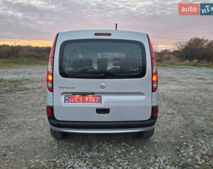 Серый Рено Кенгу, объемом двигателя 1.5 л и пробегом 237 тыс. км за 7350 $, фото 5 на Automoto.ua