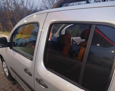 Серый Рено Кенгу, объемом двигателя 1.6 л и пробегом 170 тыс. км за 5888 $, фото 5 на Automoto.ua