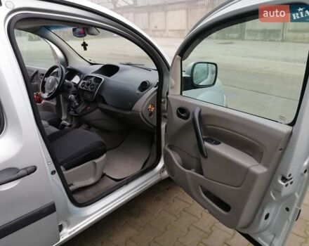 Серый Рено Кенгу, объемом двигателя 1.46 л и пробегом 365 тыс. км за 6300 $, фото 11 на Automoto.ua