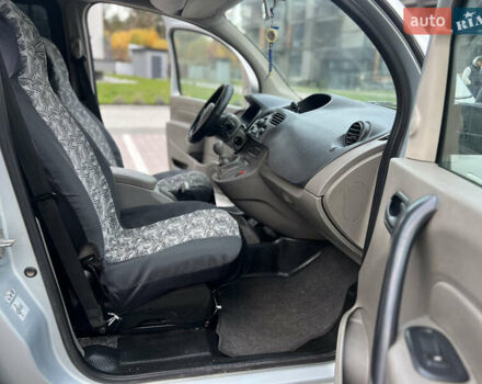 Сірий Рено Кєнгу, об'ємом двигуна 1.5 л та пробігом 242 тис. км за 5499 $, фото 24 на Automoto.ua