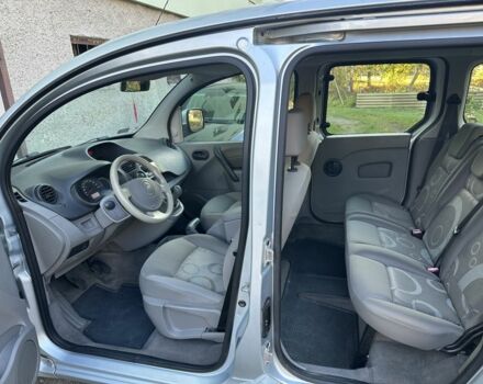 Серый Рено Кенгу, объемом двигателя 1.5 л и пробегом 237 тыс. км за 7350 $, фото 13 на Automoto.ua