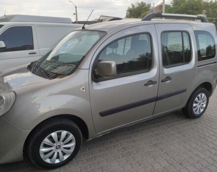 Сірий Рено Кєнгу, об'ємом двигуна 1.5 л та пробігом 3 тис. км за 7800 $, фото 1 на Automoto.ua