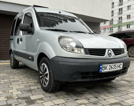 Серый Рено Кенгу, объемом двигателя 1.5 л и пробегом 290 тыс. км за 5400 $, фото 1 на Automoto.ua