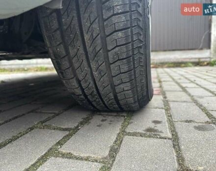 Серый Рено Кенгу, объемом двигателя 1.6 л и пробегом 206 тыс. км за 6000 $, фото 6 на Automoto.ua