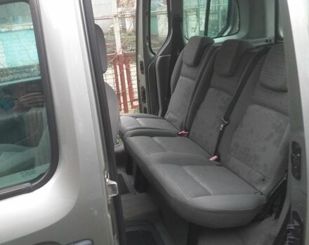 Сірий Рено Кєнгу, об'ємом двигуна 1.5 л та пробігом 3 тис. км за 7800 $, фото 6 на Automoto.ua