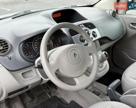 Сірий Рено Кєнгу, об'ємом двигуна 1.6 л та пробігом 168 тис. км за 7450 $, фото 18 на Automoto.ua