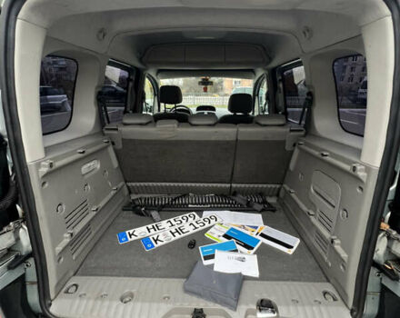 Серый Рено Кенгу, объемом двигателя 1.6 л и пробегом 172 тыс. км за 7300 $, фото 15 на Automoto.ua