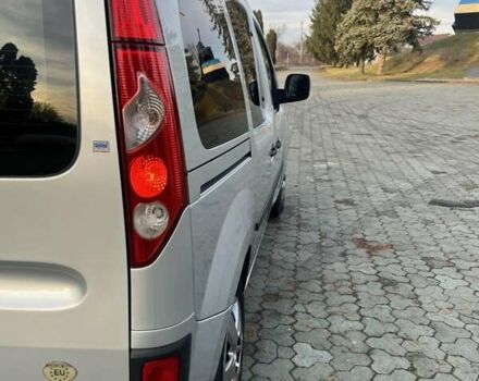 Серый Рено Кенгу, объемом двигателя 1.46 л и пробегом 245 тыс. км за 6250 $, фото 6 на Automoto.ua