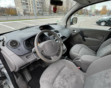 Серый Рено Кенгу, объемом двигателя 1.6 л и пробегом 172 тыс. км за 7300 $, фото 8 на Automoto.ua