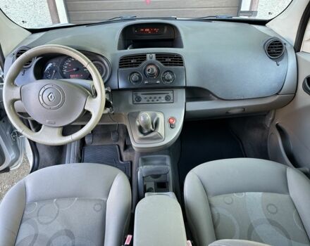 Серый Рено Кенгу, объемом двигателя 1.5 л и пробегом 237 тыс. км за 7350 $, фото 9 на Automoto.ua