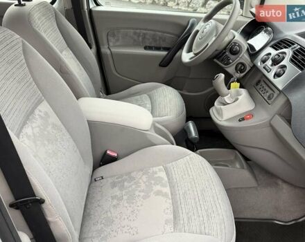 Сірий Рено Кєнгу, об'ємом двигуна 1.6 л та пробігом 168 тис. км за 7450 $, фото 34 на Automoto.ua