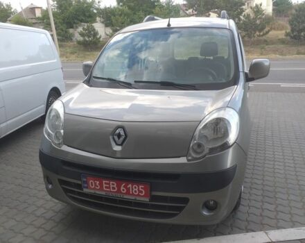 Сірий Рено Кєнгу, об'ємом двигуна 1.5 л та пробігом 3 тис. км за 7800 $, фото 3 на Automoto.ua