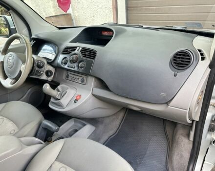 Серый Рено Кенгу, объемом двигателя 1.5 л и пробегом 237 тыс. км за 7350 $, фото 18 на Automoto.ua