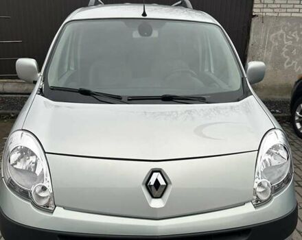 Серый Рено Кенгу, объемом двигателя 1.6 л и пробегом 206 тыс. км за 6000 $, фото 1 на Automoto.ua