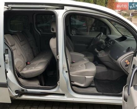 Серый Рено Кенгу, объемом двигателя 1.5 л и пробегом 241 тыс. км за 7600 $, фото 7 на Automoto.ua