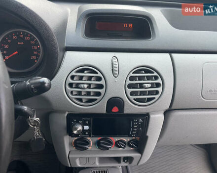 Рено Кенгу 2008 в Ровно на Automoto.ua Серый Рено Кенгу, объемом двигателя 1.5 л и пробегом 268 тыс. км за 4100 $, фото 25 на Automoto.ua