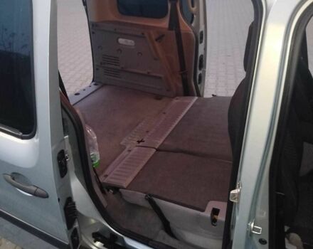 Серый Рено Кенгу, объемом двигателя 1.6 л и пробегом 170 тыс. км за 5888 $, фото 12 на Automoto.ua