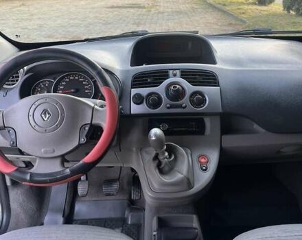 Серый Рено Кенгу, объемом двигателя 1.46 л и пробегом 245 тыс. км за 6250 $, фото 38 на Automoto.ua