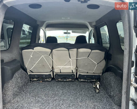 Сірий Рено Кєнгу, об'ємом двигуна 1.5 л та пробігом 242 тис. км за 5499 $, фото 33 на Automoto.ua