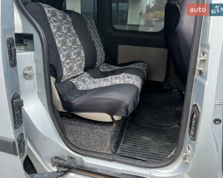 Сірий Рено Кєнгу, об'ємом двигуна 1.5 л та пробігом 242 тис. км за 5499 $, фото 29 на Automoto.ua