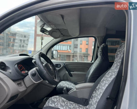 Сірий Рено Кєнгу, об'ємом двигуна 1.5 л та пробігом 242 тис. км за 5499 $, фото 19 на Automoto.ua