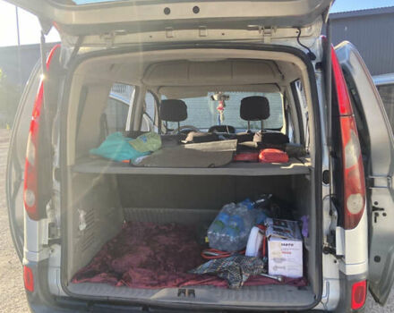 Серый Рено Кенгу, объемом двигателя 1.46 л и пробегом 320 тыс. км за 6500 $, фото 5 на Automoto.ua