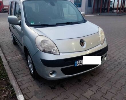 Серый Рено Кенгу, объемом двигателя 1.6 л и пробегом 170 тыс. км за 5888 $, фото 1 на Automoto.ua