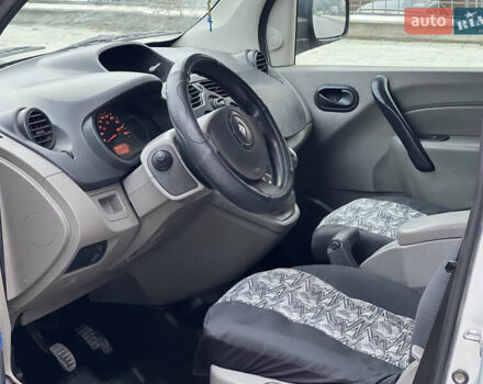 Сірий Рено Кєнгу, об'ємом двигуна 1.5 л та пробігом 242 тис. км за 5499 $, фото 17 на Automoto.ua