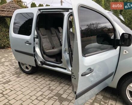 Серый Рено Кенгу, объемом двигателя 1.5 л и пробегом 241 тыс. км за 7600 $, фото 11 на Automoto.ua