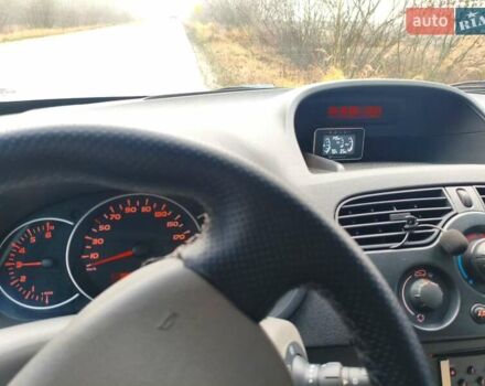 Серый Рено Кенгу, объемом двигателя 1.46 л и пробегом 260 тыс. км за 7300 $, фото 11 на Automoto.ua