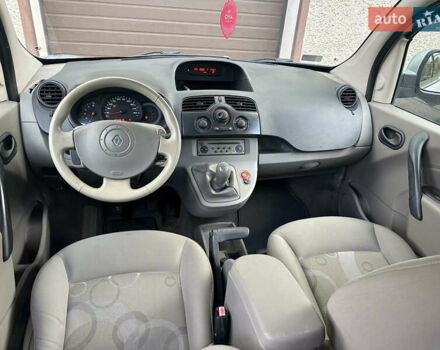 Серый Рено Кенгу, объемом двигателя 1.5 л и пробегом 237 тыс. км за 7350 $, фото 9 на Automoto.ua